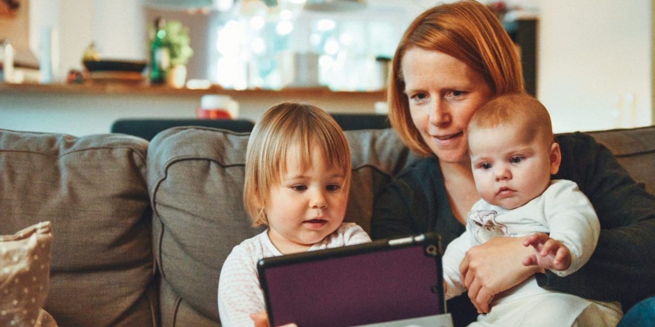 How To Notify Your Child’s Co-Parent of Vacation Plans